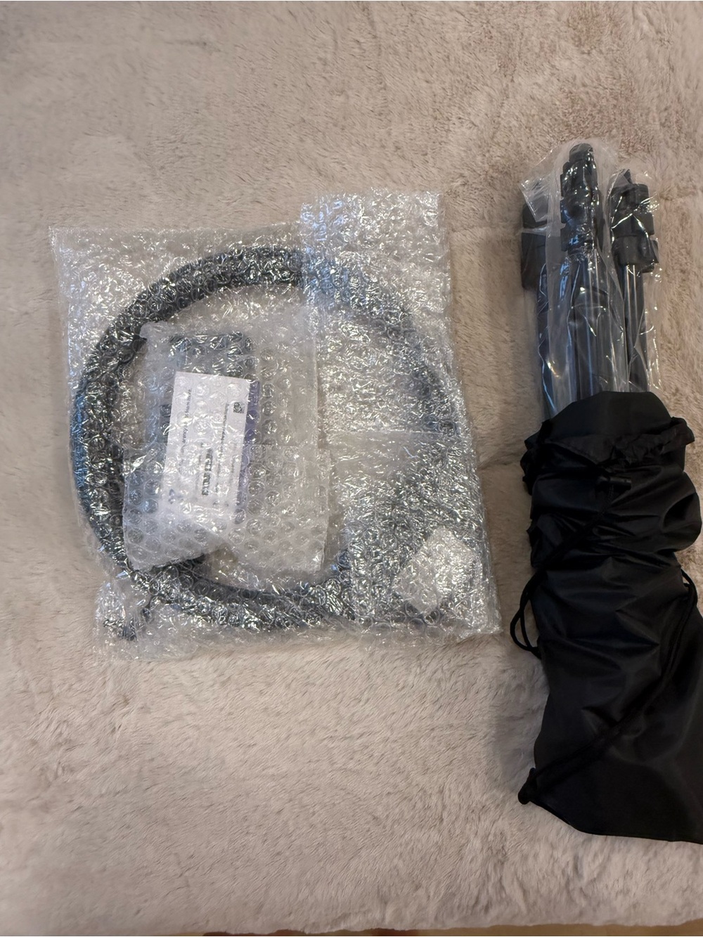 Black Camera/Lighting Tripod and Cable Kit